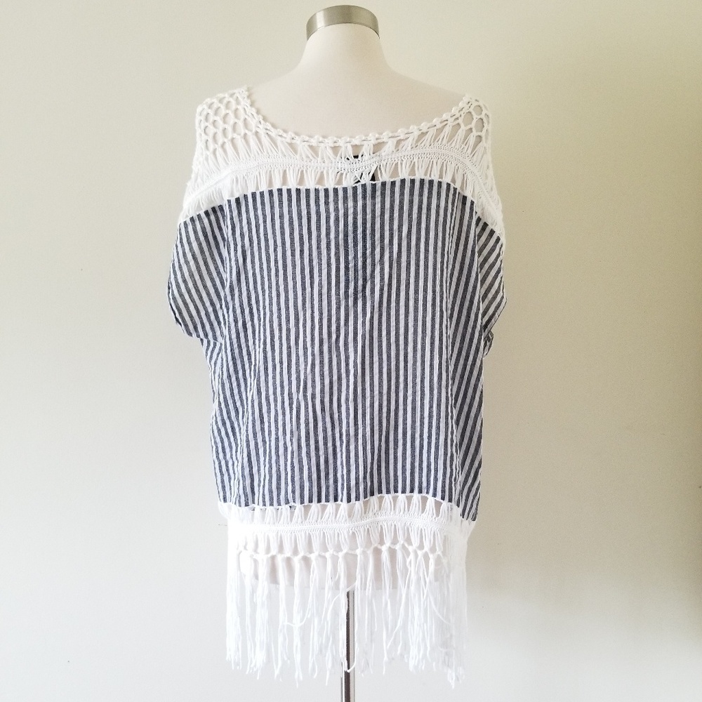 Steve Madden Summer Stripe Crochet Poncho Navy New - Picture 2 of 8